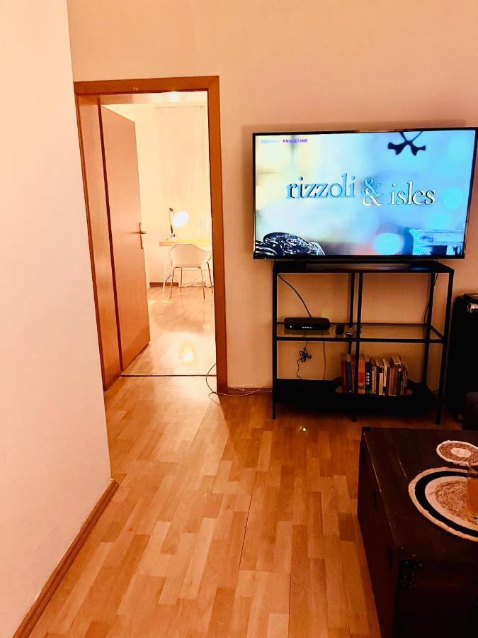 Schöne 2Raumwohnung in perfekter Lage Mönchengladbach Exterior foto